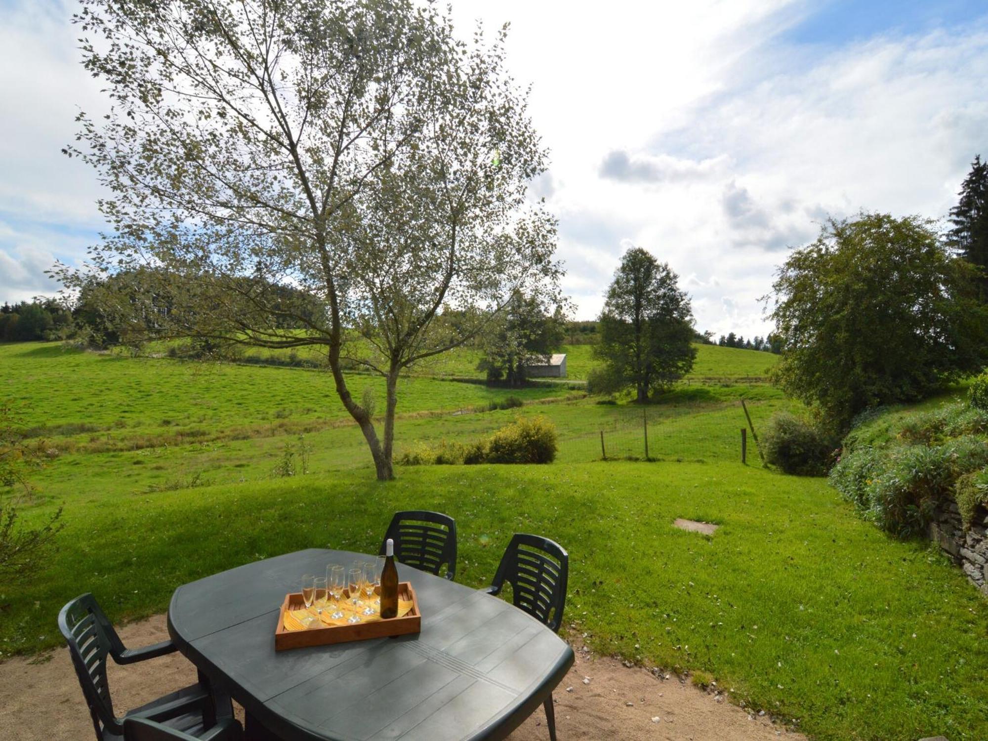 Comfortable Cottage In Neufmoulin With Meadow View Houffalize Extérieur photo