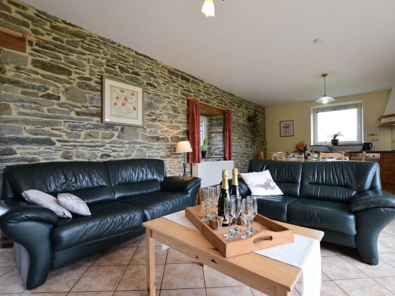 Comfortable Cottage In Neufmoulin With Meadow View Houffalize Extérieur photo